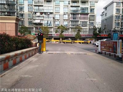 鹽城停車(chē)場(chǎng)管理系統(tǒng) 車(chē)牌識(shí)別與起落桿系統(tǒng)安裝解析